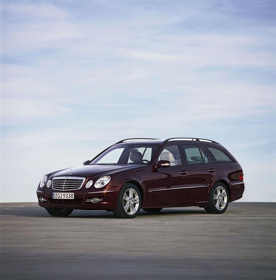  Mercedes-Benz E-Class Estate 2007 года  (фото 33 из 43)